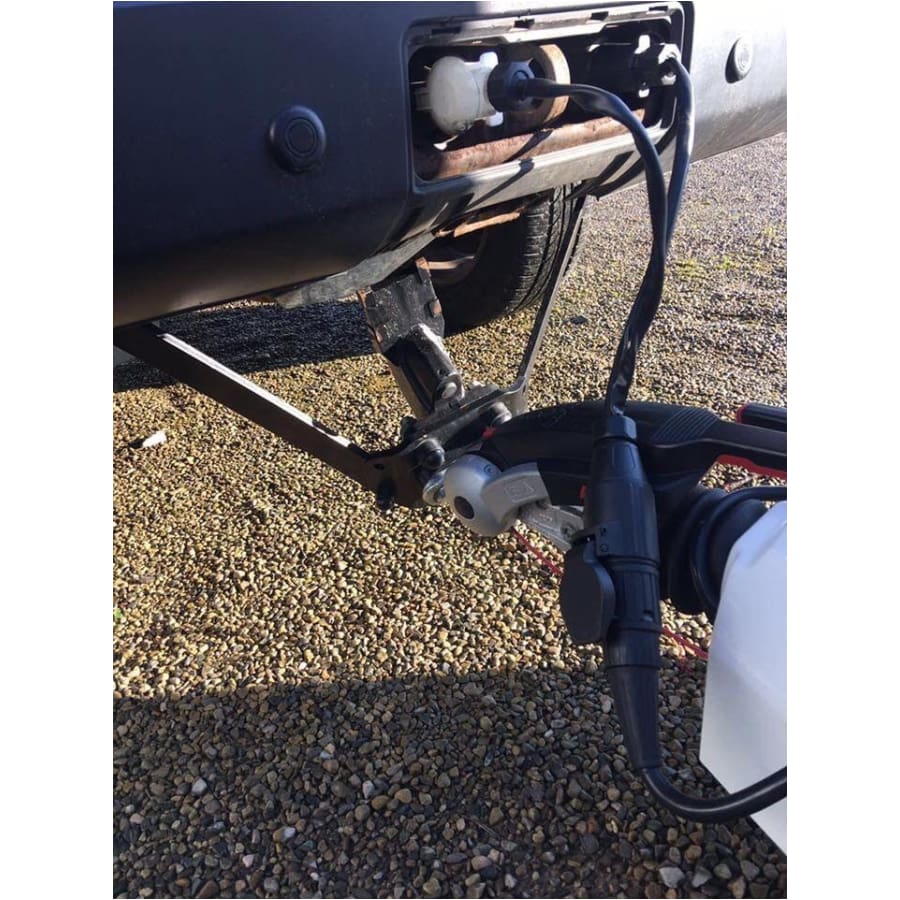 Discovery 3, 4 and Range Rover Sport towbar security plate