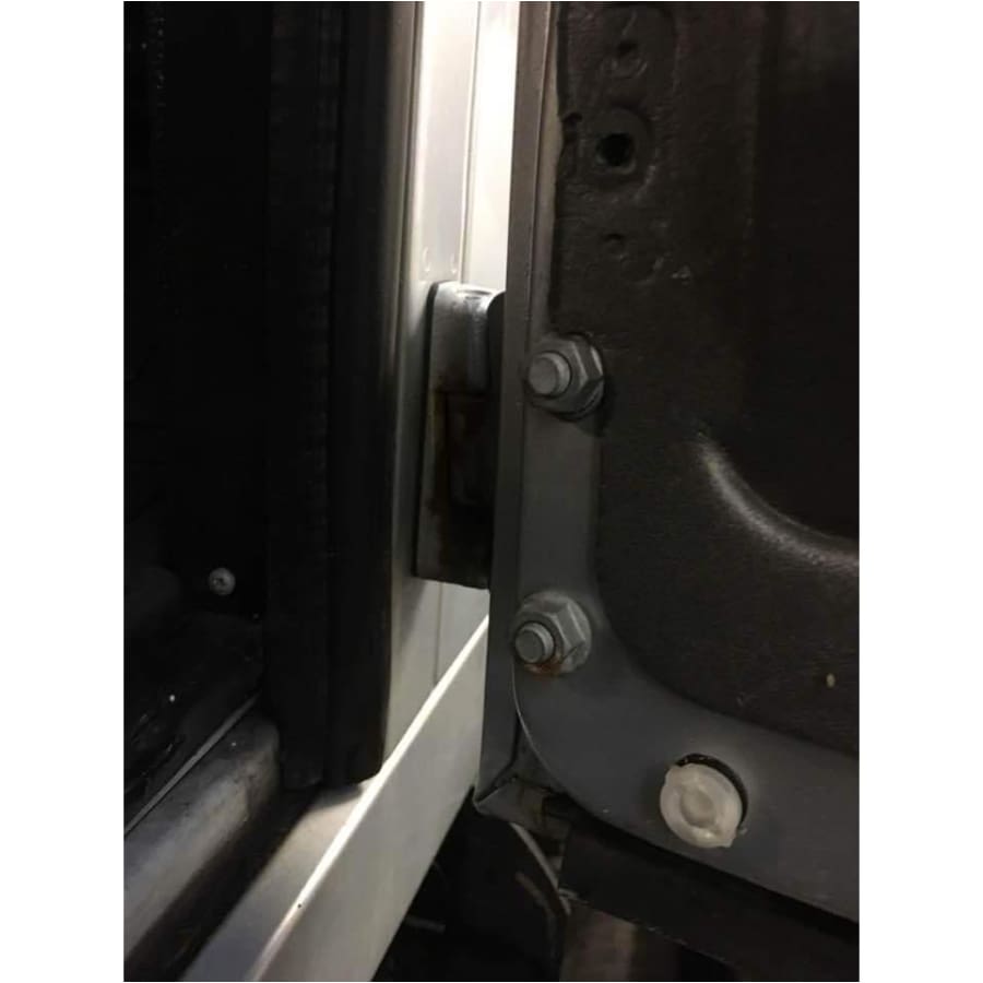 Bomb proof 4x4 Defender door hinge security kit